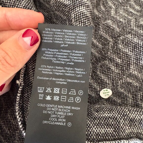 Vero Moda Black and White geometric pattern sweater - Picture 5 of 6